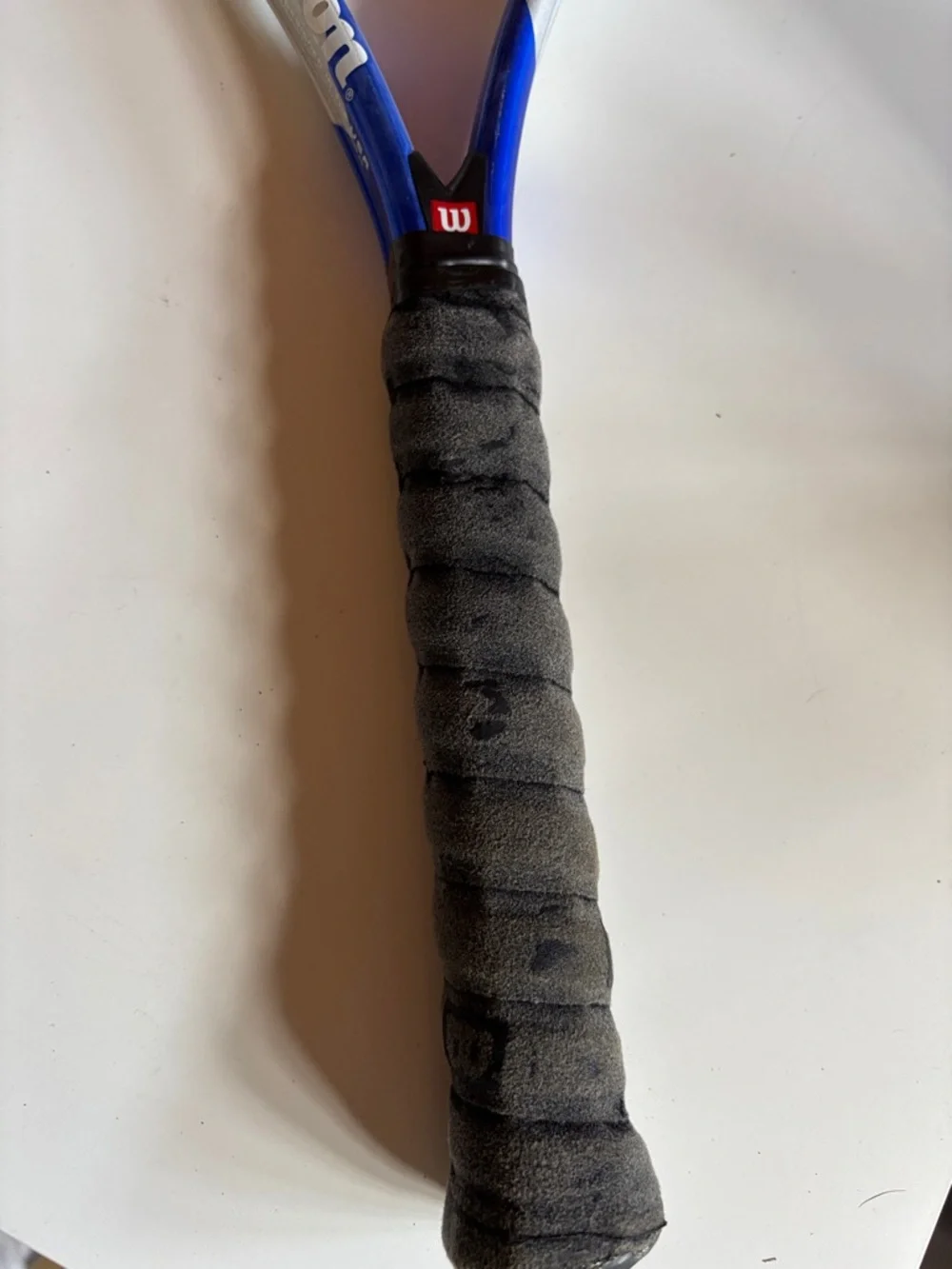 Wilson Titanium Impact Tennis Racket - Picture 5 of 8